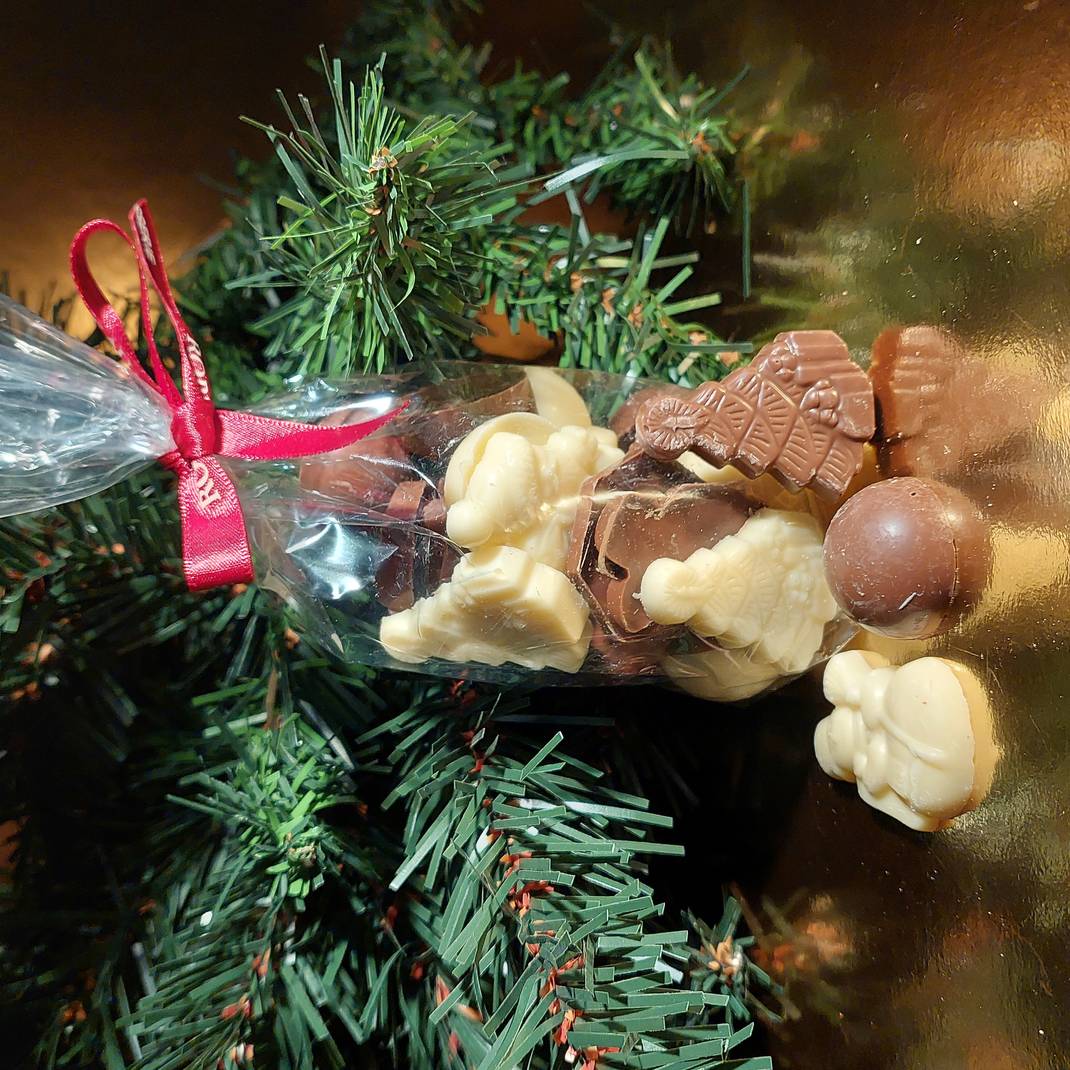 24 Milk & White Chocolate Advent Calendar Refills