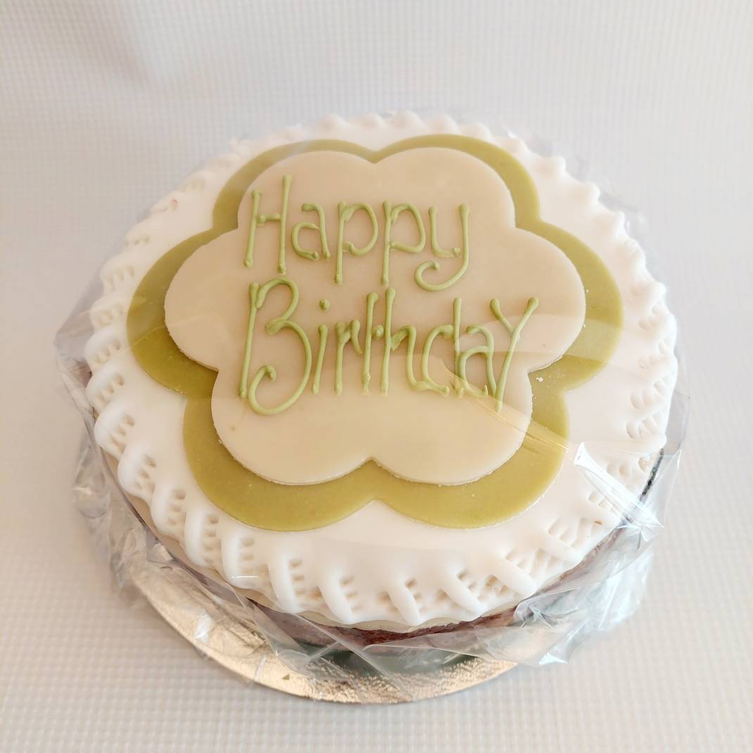 'Happy Birthday' Fruit Cake
