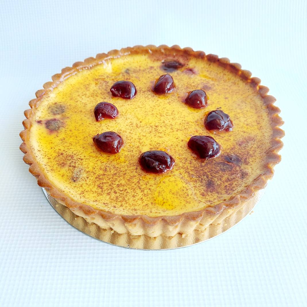 Custard Tart with Cherries (19cm)