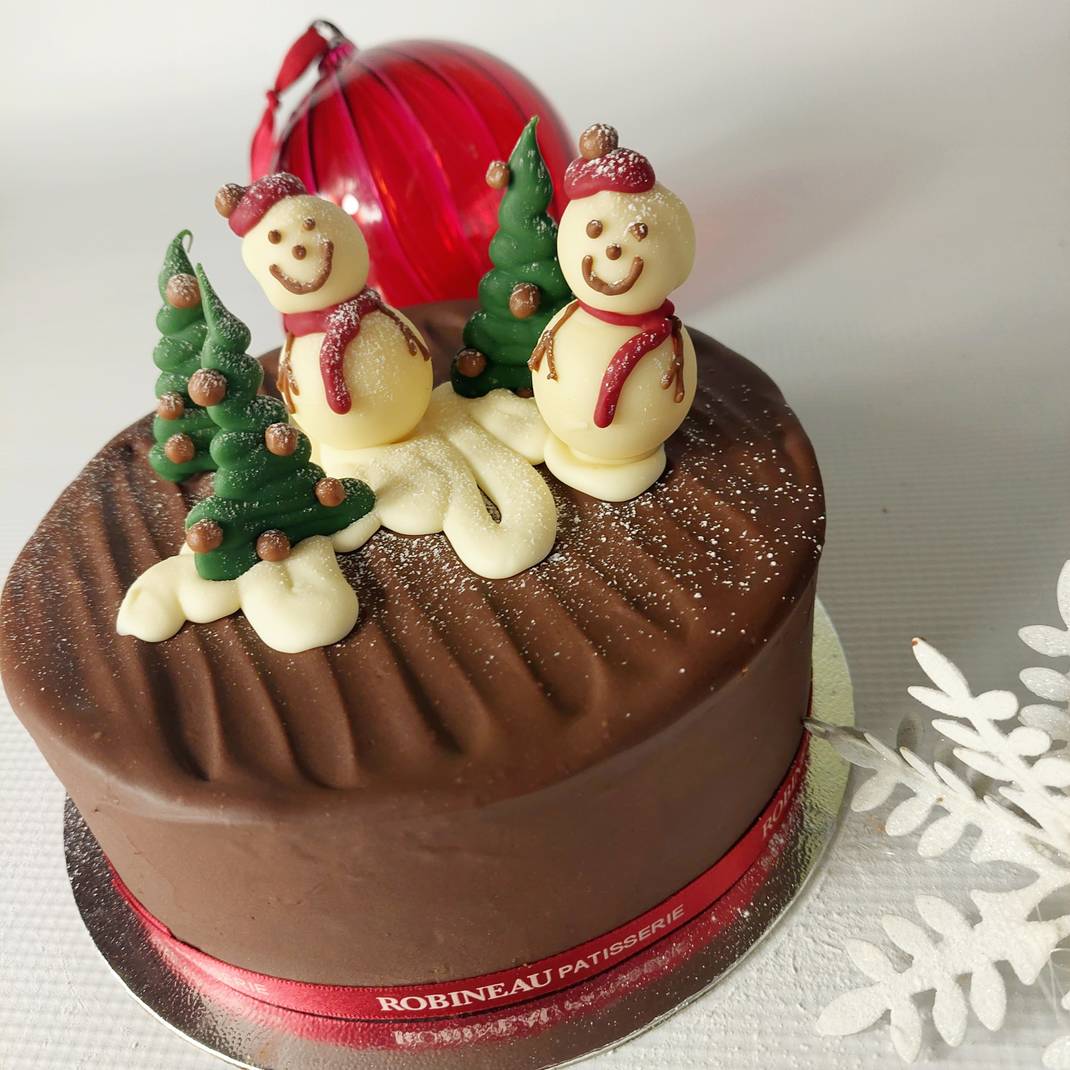 6 inch Christmas Robineau Gateau