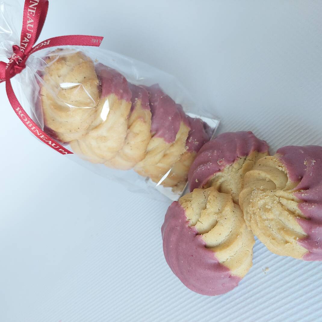 Viennese Whirls with Raspberry & Elderberry Chocolate