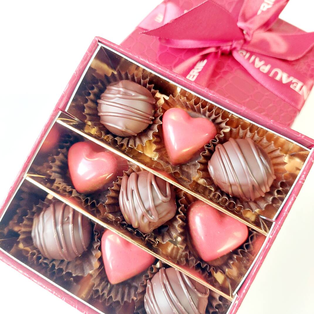 9 Valentines Chocolate Selection