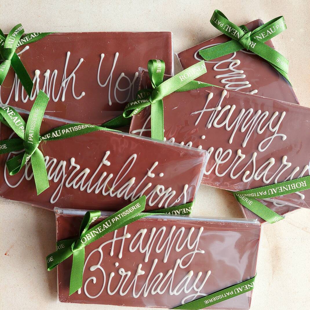 ‘Congratulations’ Milk Chocolate Bar