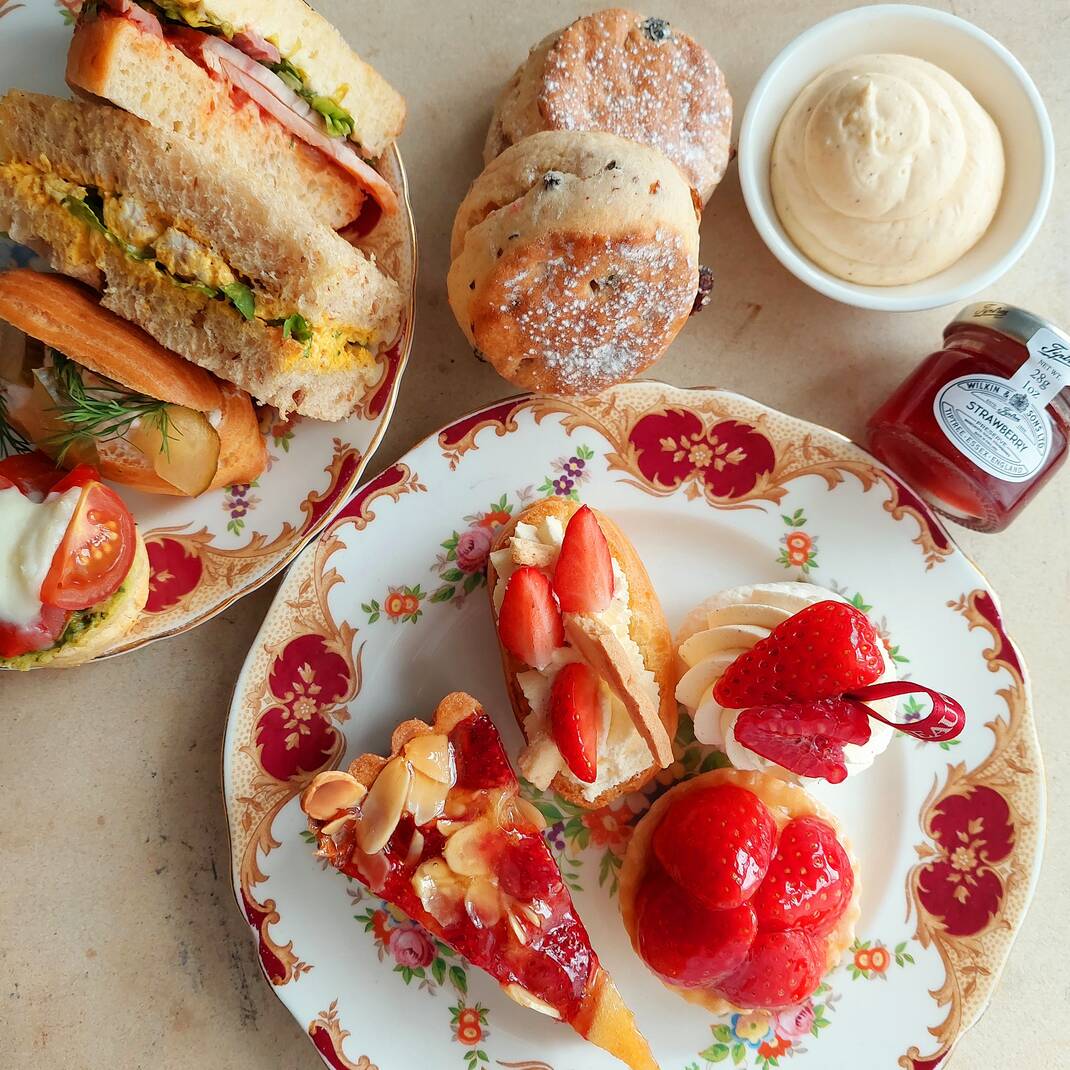 Strawberry Afternoon Tea to Take Away