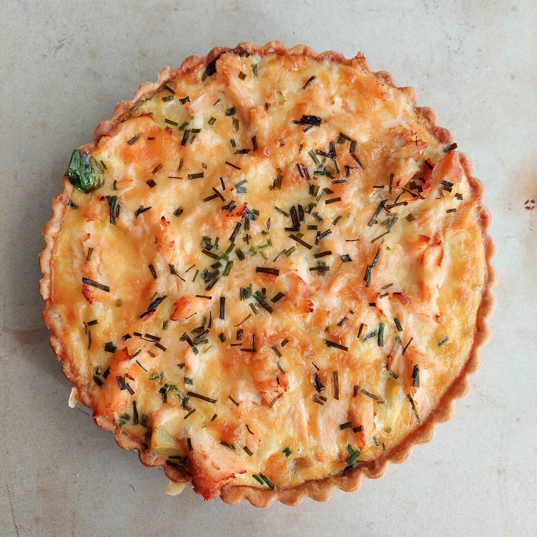 Large Quiche: Poached Salmon, Spinach, Peas and Tomato & Chilli Chutney