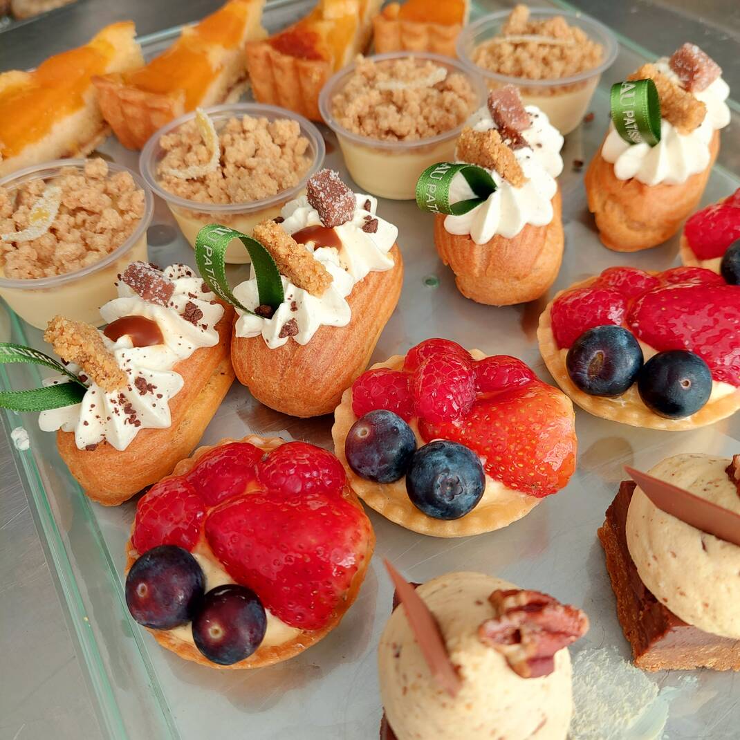 20 Piece Mini French Patisserie Tray
