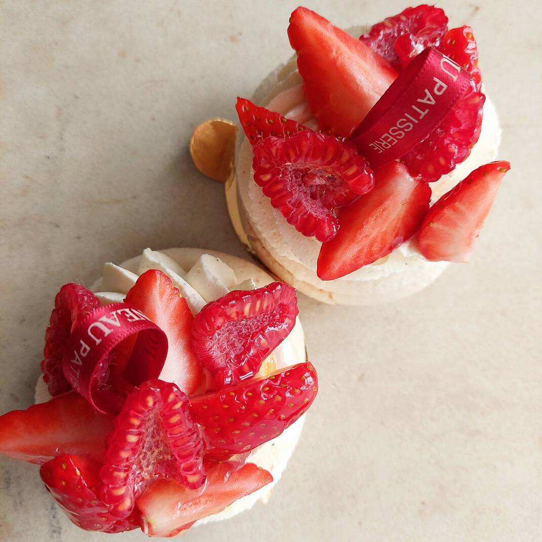 2 Individual Strawberry Pavlovas (usually £4.50 each)