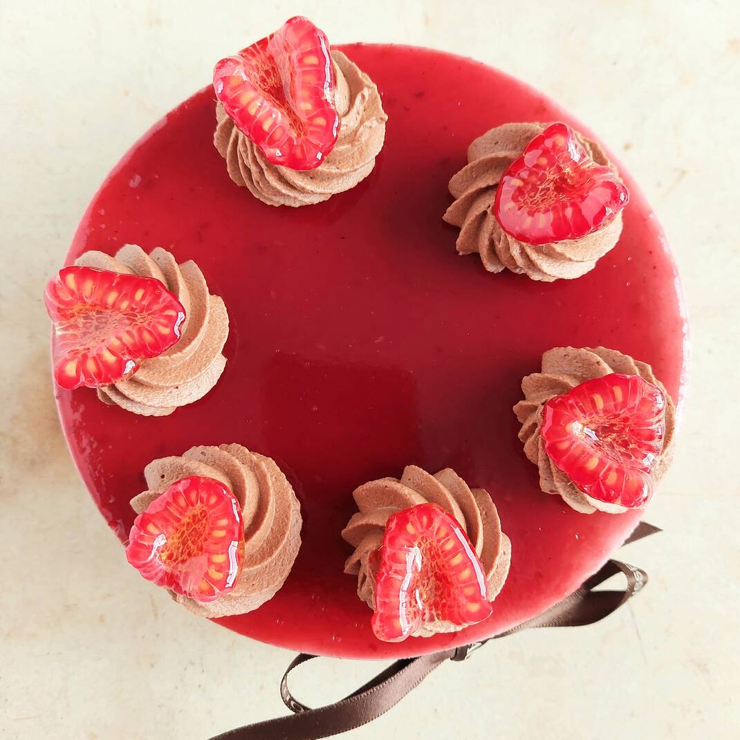 Large Raspberry & Chocolate Cheesecake (10% off, usually £24.50)
