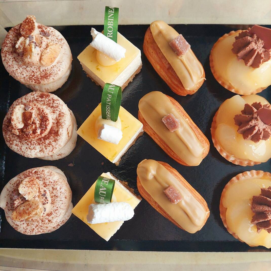 12 Piece Mini French Patisserie Tray